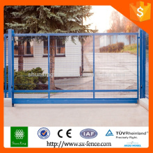 ISO9001 Porte de porte métallique à clôture soudée avec fabricant professionnel